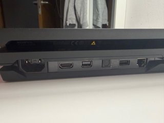 PS4 Pro 1TB Negra + Mando