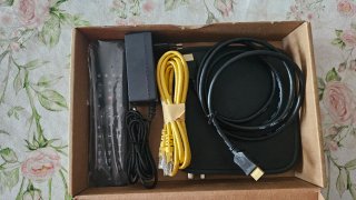 Descodificador 4K Vodafone con Mando y Cargador