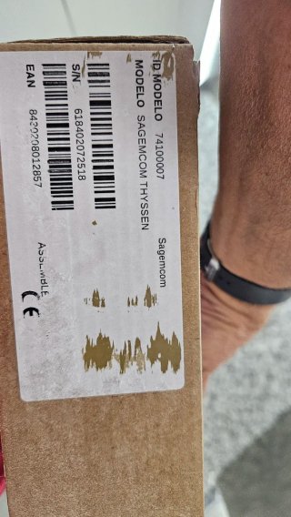 Descodificador 4K Vodafone con Mando y Cargador