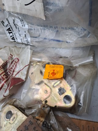 53471115 Cerradura capo trasero INNOCENTI 90