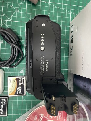 Canon EOS 7D Cámara DSLR + Accesorios REBAJADA !!!
