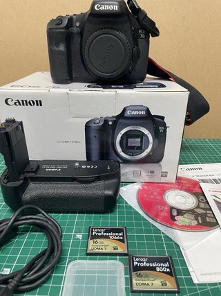 Canon EOS 7D Cámara DSLR + Accesorios REBAJADA !!!