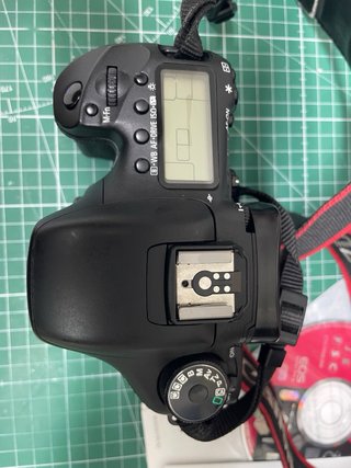 Canon EOS 7D Cámara DSLR + Accesorios REBAJADA !!!