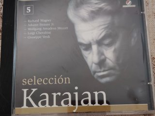 クラシック KARAJANOFFICIAL REMASTERED EDITION 101CD CD Selección Karajan 5 Clásica de segunda mano por 5 EUR en Jerez