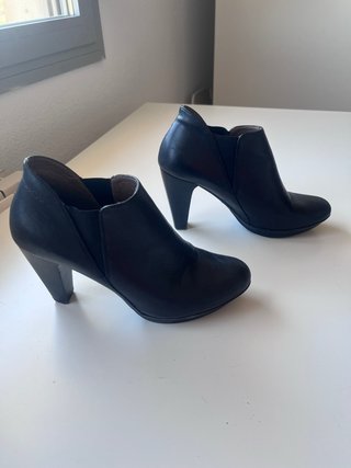 Botines Wonders negros talla 38