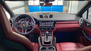 Porsche Cayenne 2023