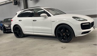 Porsche Cayenne 2023