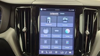 Volvo XC60 2.0 B4 D AWD Plus Dark Auto