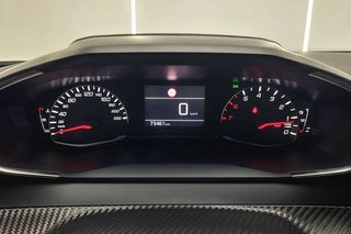 Peugeot 2008   Allure Pack Puretech 100 SS 6 Vel. MAN
