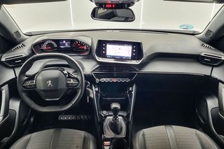Peugeot 2008   Allure Pack Puretech 100 SS 6 Vel. MAN