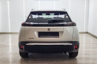 Peugeot 2008   Allure Pack Puretech 100 SS 6 Vel. MAN