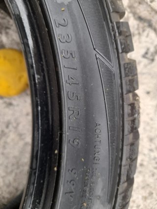 4 Neumáticos Dunlop 235/45 R19 99V Todo Tiempo