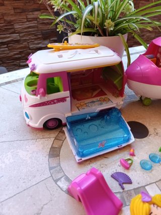 Pinipom Avión y Coche Casa Rodante