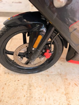 Aprilia RS 50 Negra y Roja