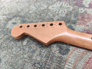 Mástil Stratocaster 9.5 Radio