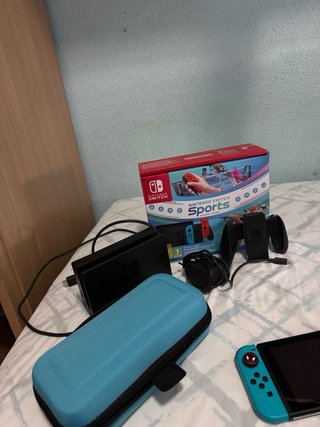 Nintendo Switch + Sport + Accessori