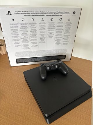 PS4 Slim 500GB | 2 Mandos Cables embalaje y juego