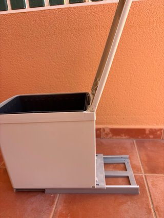 Cubo basura extraíble