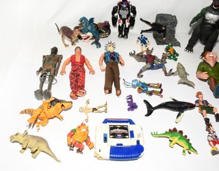 SCATOLA CON GIOCHI VARI