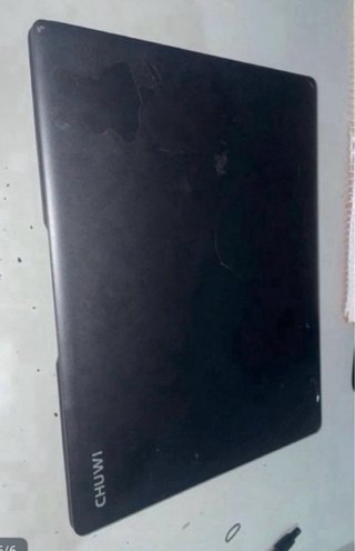 Portátil CHUWI Negro y Plateado