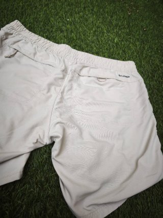 Pantalón corto trekking mujer beige