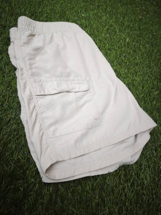 Pantalón corto trekking mujer beige