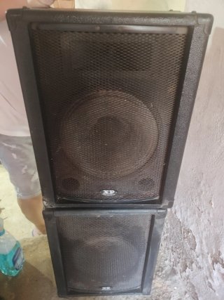 Amplificador y Altavoces XP X590pack