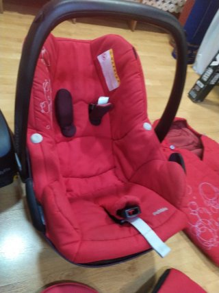 Maxi-Cosi Pebble + Isofix