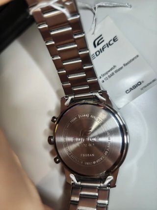 Casio Edifice EFR-575D Cronógrafo.
