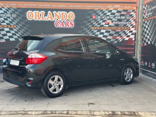 TOYOTA Auris 1.8 Hybrid Active