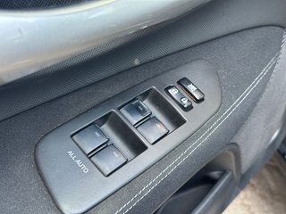 TOYOTA Auris 1.8 Hybrid Active