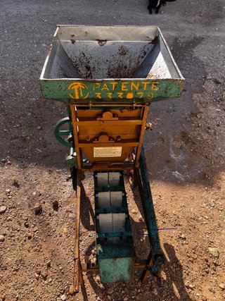 Peladora/Escoscadora Almendras ESTUPIÑA