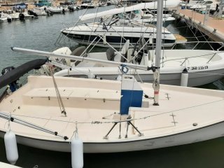 Velero 5 metros Gavia 500 con remolque