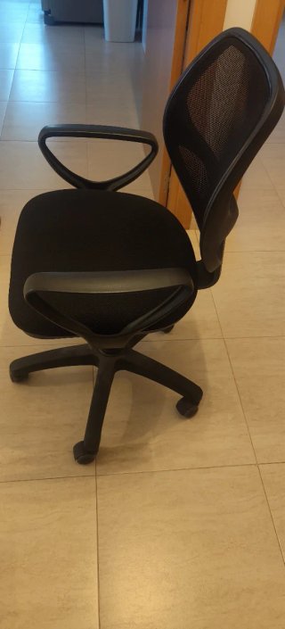 Silla de escritorio negra
