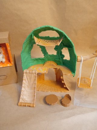 Casa del Árbol Sylvanian Families 5318