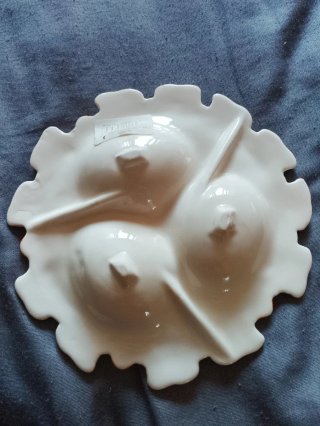 Porta uova Pasqua ceramica con coniglietti