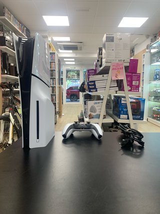 Consola PS5 Slim 1TB Blanca