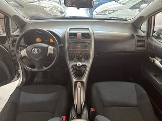 Toyota Auris 2009