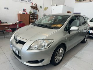 Toyota Auris 2009