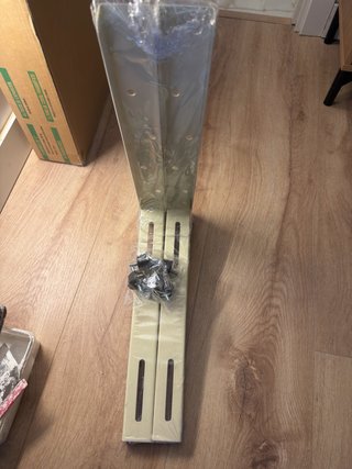 Escuadra para aire acondicionado