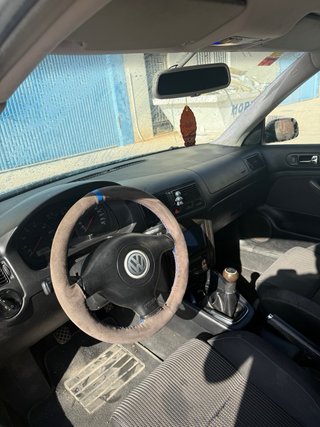 Volkswagen Golf 2003