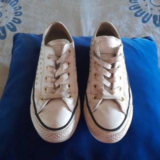 Converse Cuero Tachuelas Blanco/Dorado Talla 35
