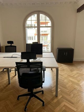 Oficina en alquiler en La Dreta de l'Eixample en Barcelona