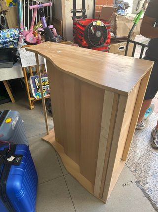 Mueble expositor madera tienda