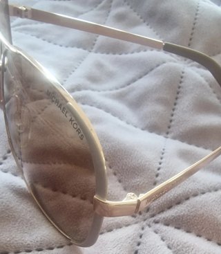 Gafas de sol Michael Kors doradas y marrones