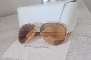 Gafas de sol Michael Kors doradas y marrones