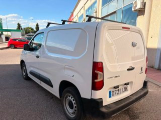 Peugeot Partner 2021