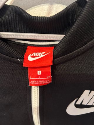 Felpa Nike Nera e Bianca