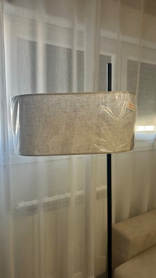 Lámpara de pie LEROY MERLIN beige jaspeado