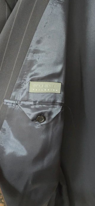 Traje Raya Negra/Gris Verano